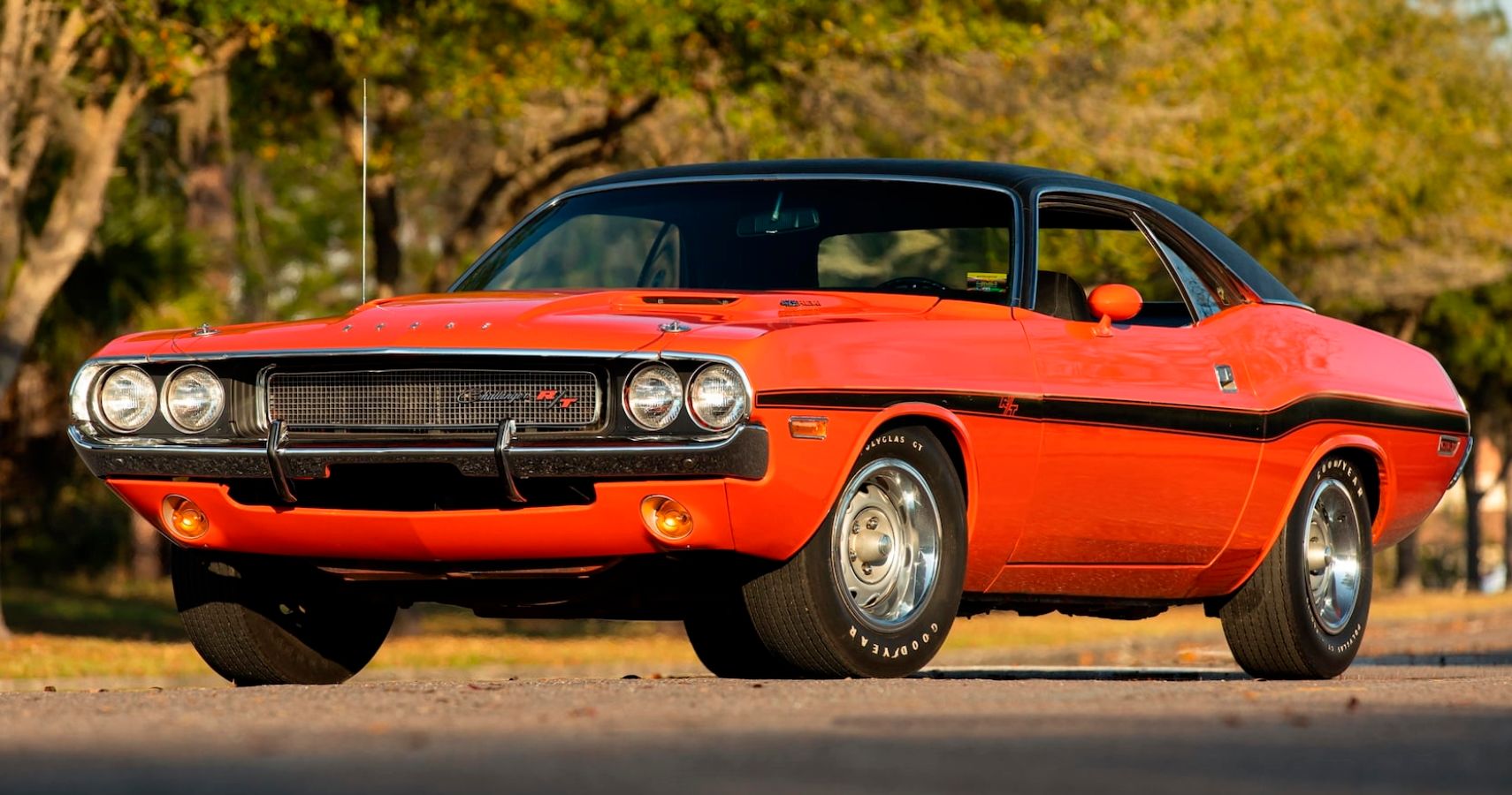 1970 Dodge Hemi Challenger R/T Auction Front Quarter View