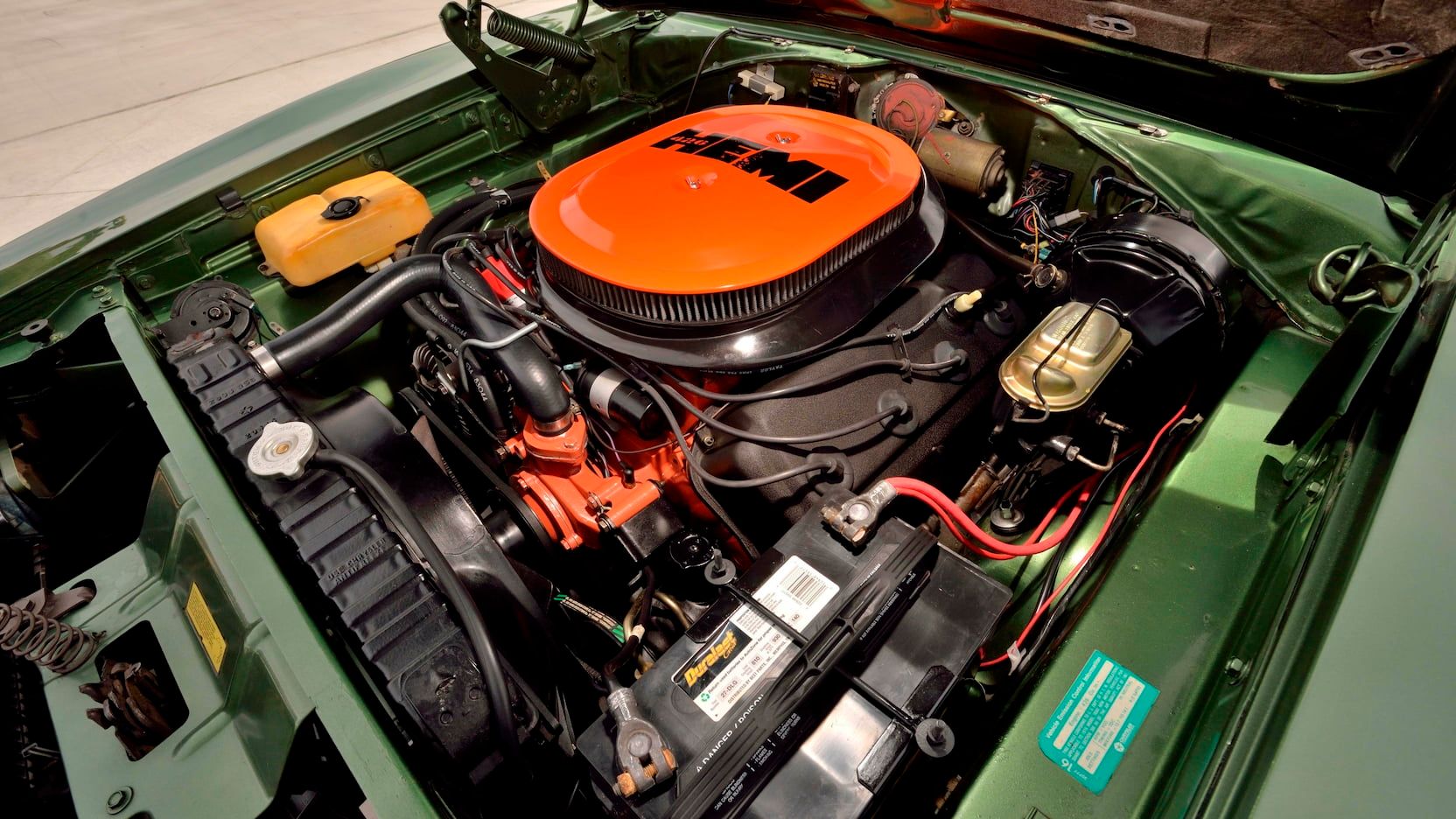 A parker 1970 Dodge Hemi Charger R/T engine