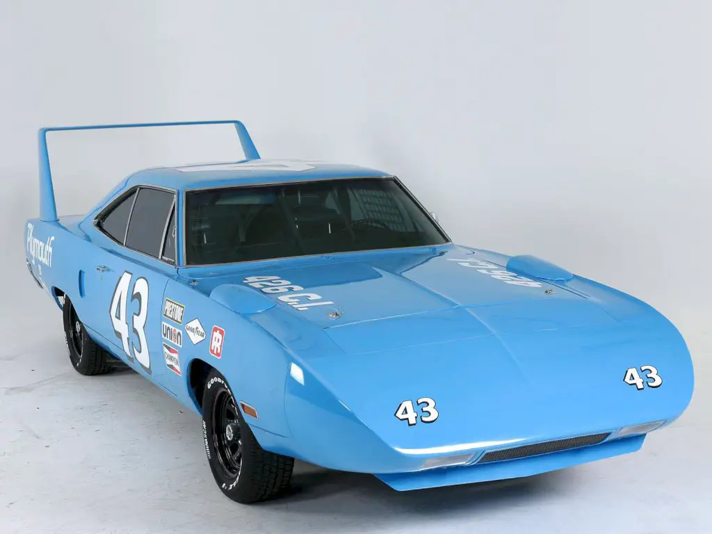 1970-Plymouth-Superbird