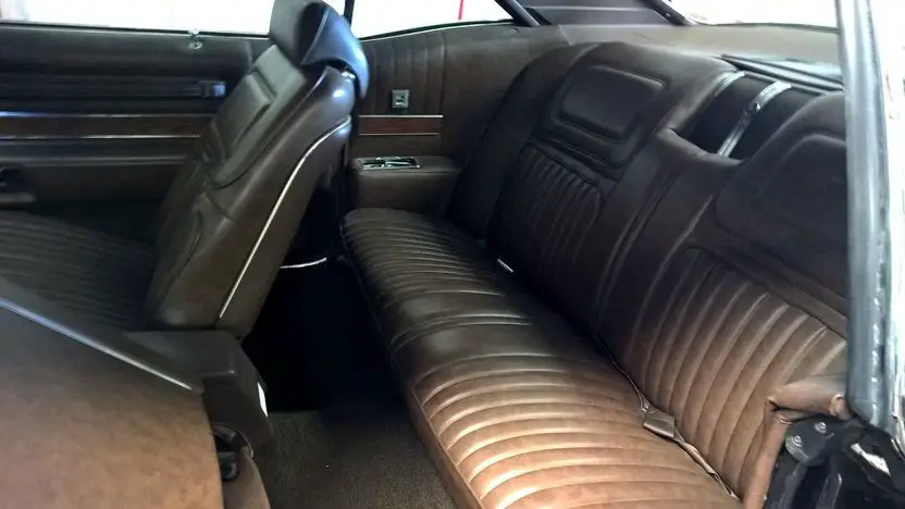 1970 Buick Riviera In Copper Paint interior