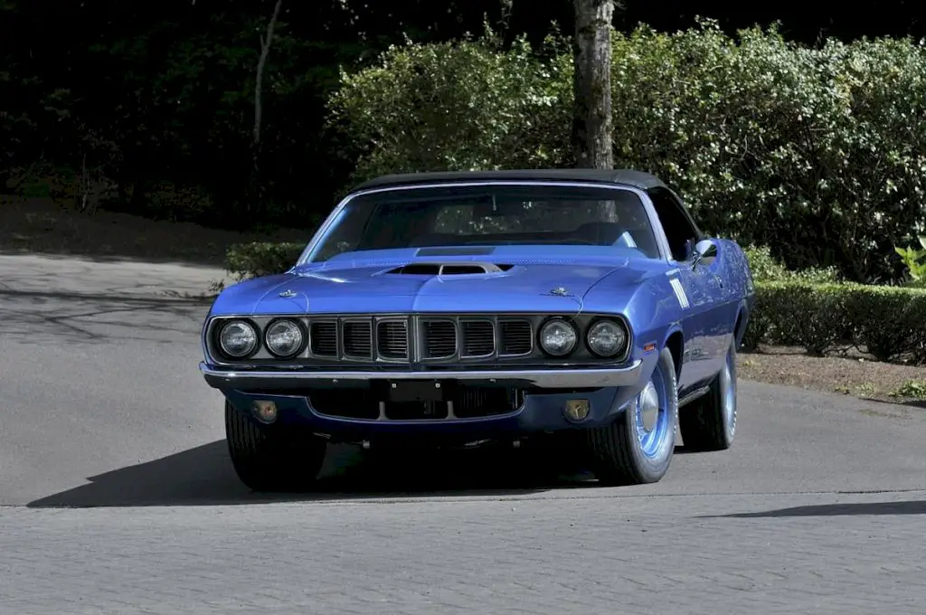 1971-Plymouth-Cuda