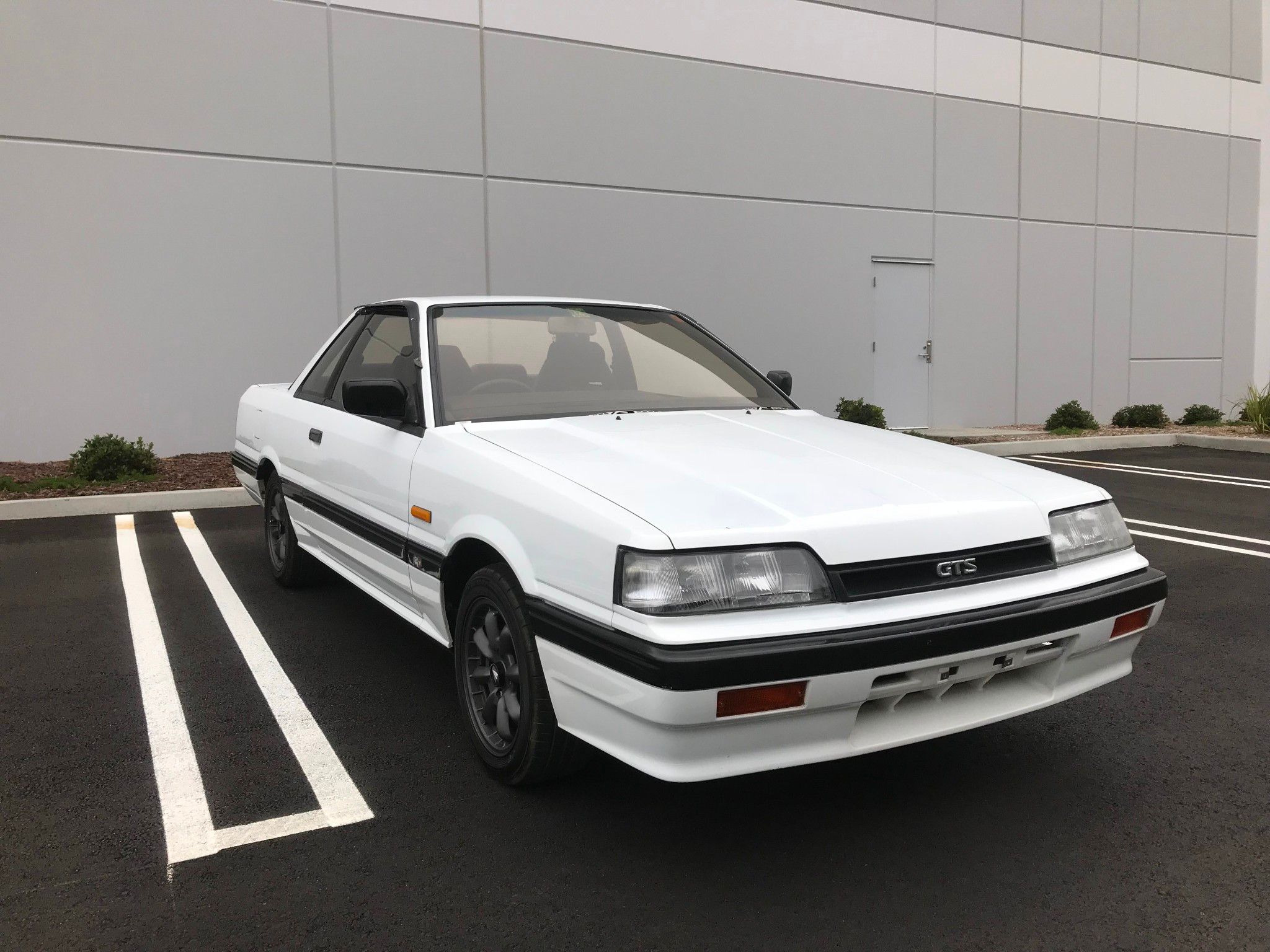 1986 Nissan Skyline GTS-X