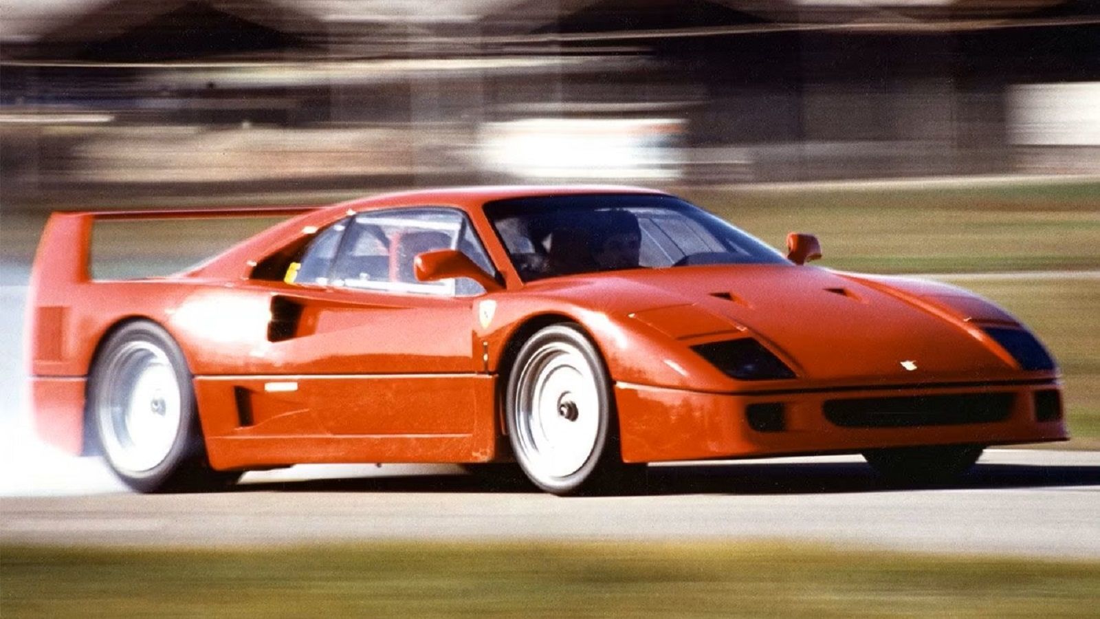 A moving 1987 Ferrari F40