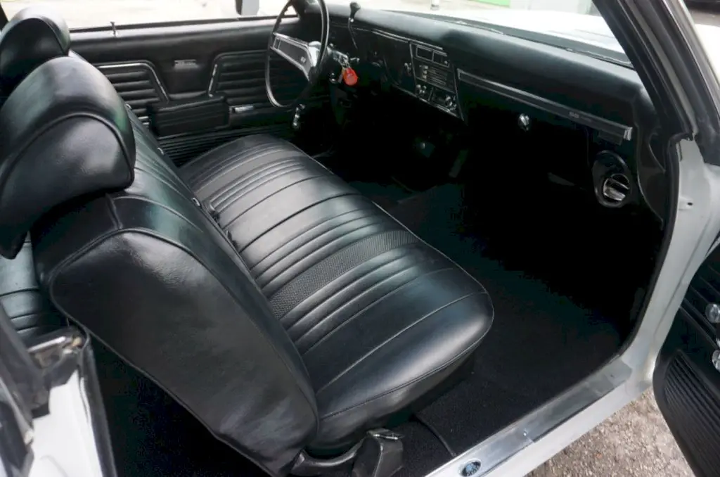 The SS 396 offered a variety of optional features and accessories that allowed buyers to customize the car to their liking.