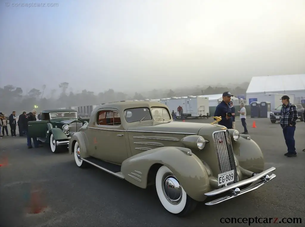 1934 Cadillac Model 452D V16 photo