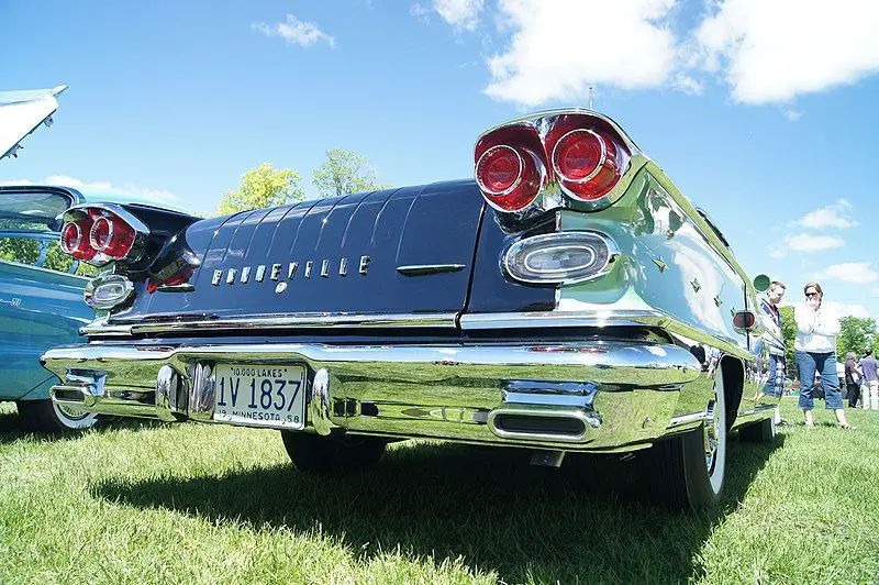 58_Pontiac_Bonneville