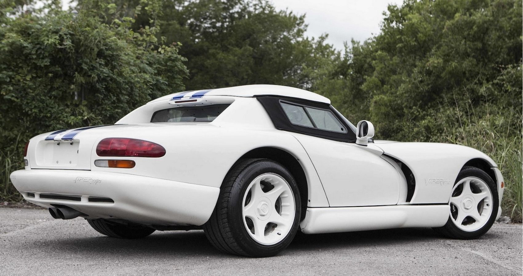 Dodge Viper RT10 - Rear