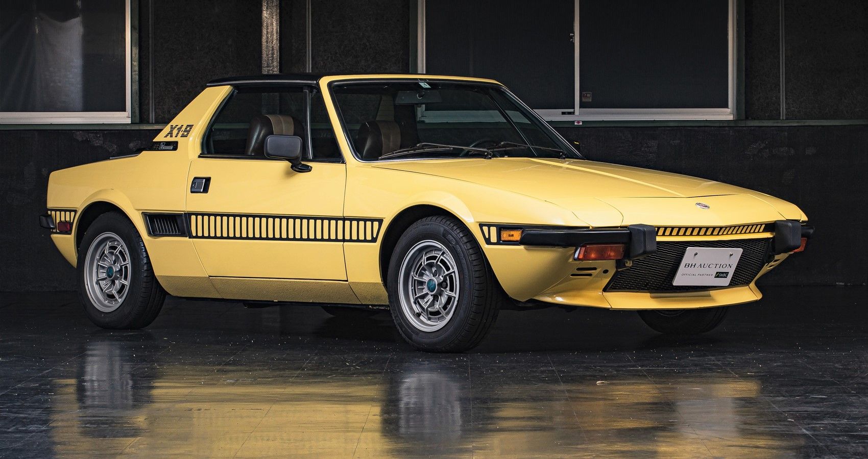 Fiat X19 - Front