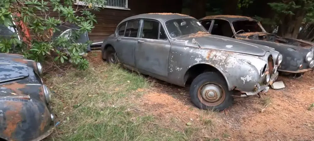 Three Jaguar sedans from the 1960s with restoration potential