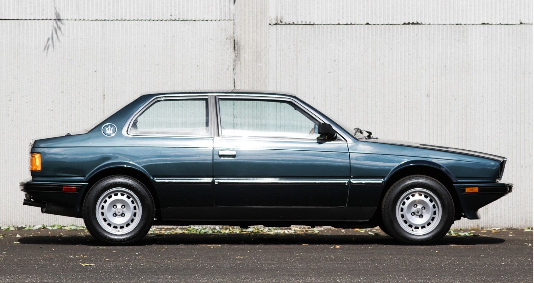 Maserati Biturbo - side