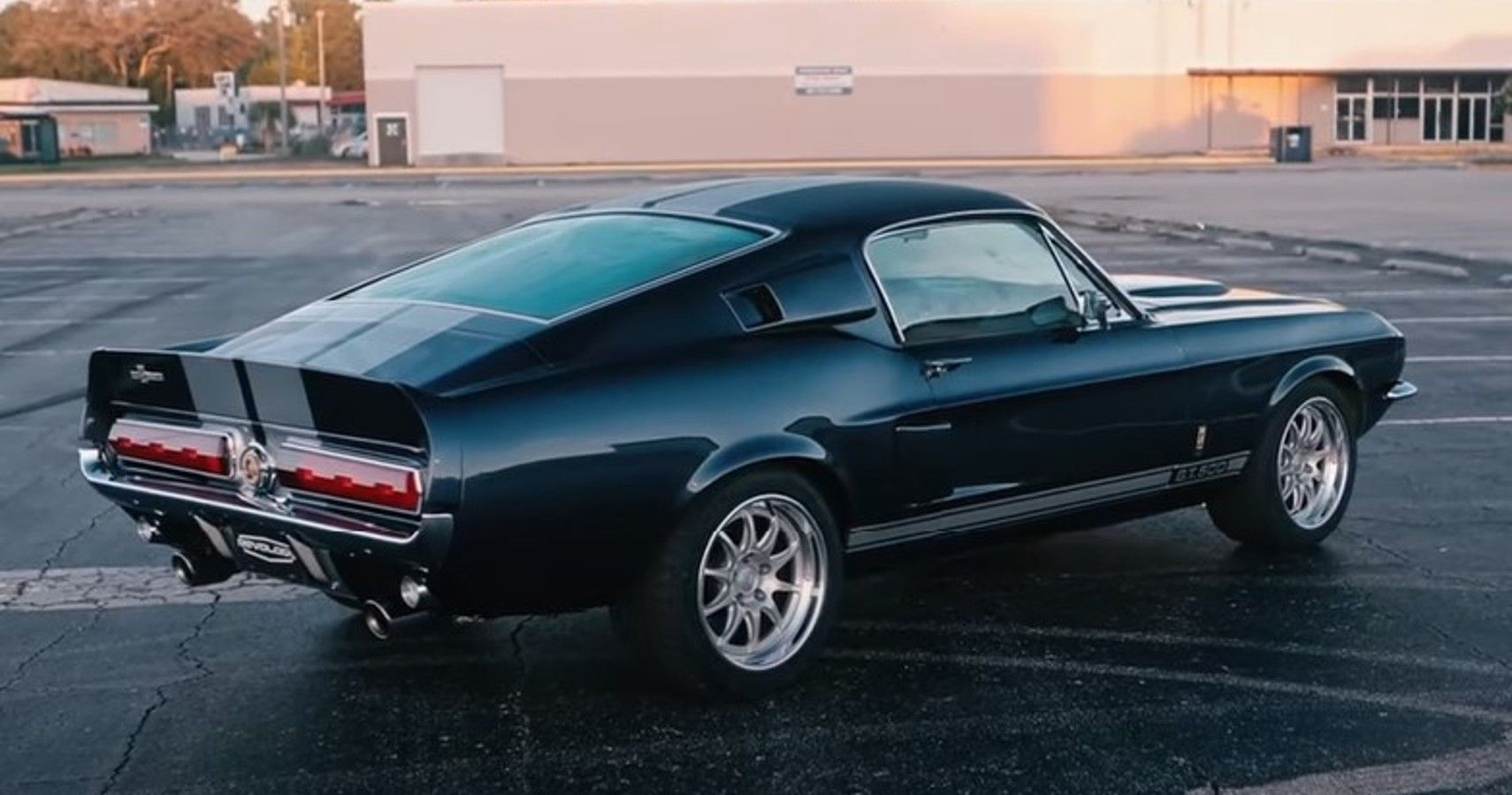 Revology 1967 Shelby GT500 in Bentley Blue