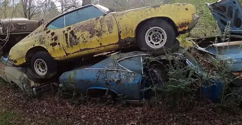 A yellow Oldsmobile 442