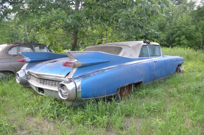  This 1959 Cadillac Eldorado Biarritz, the better of two such models in the sale, took top sale honors at $83,000. This Biarritz (body number 226) was originally green. The high bidder lives in California.