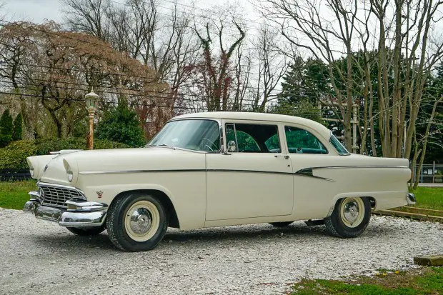 410-Powered 1956 Ford Customline 2-Door Sedan 4-Speed