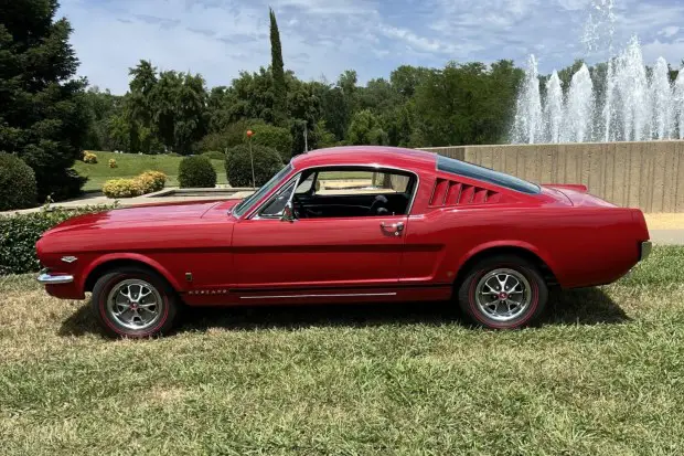 1966 Ford Mustang Fastback K-Code 4-Speed